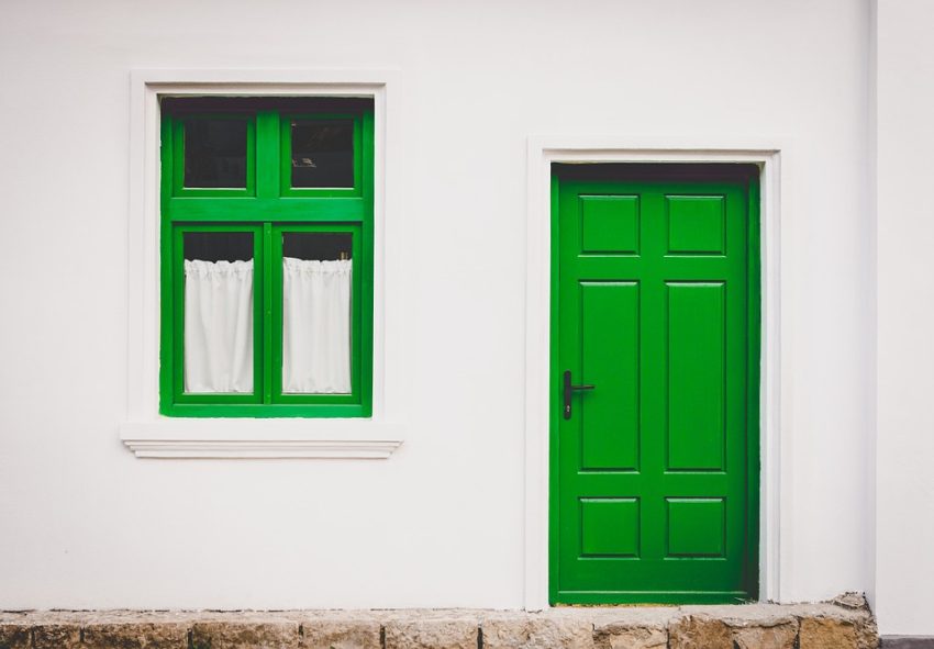 house-frontdoor